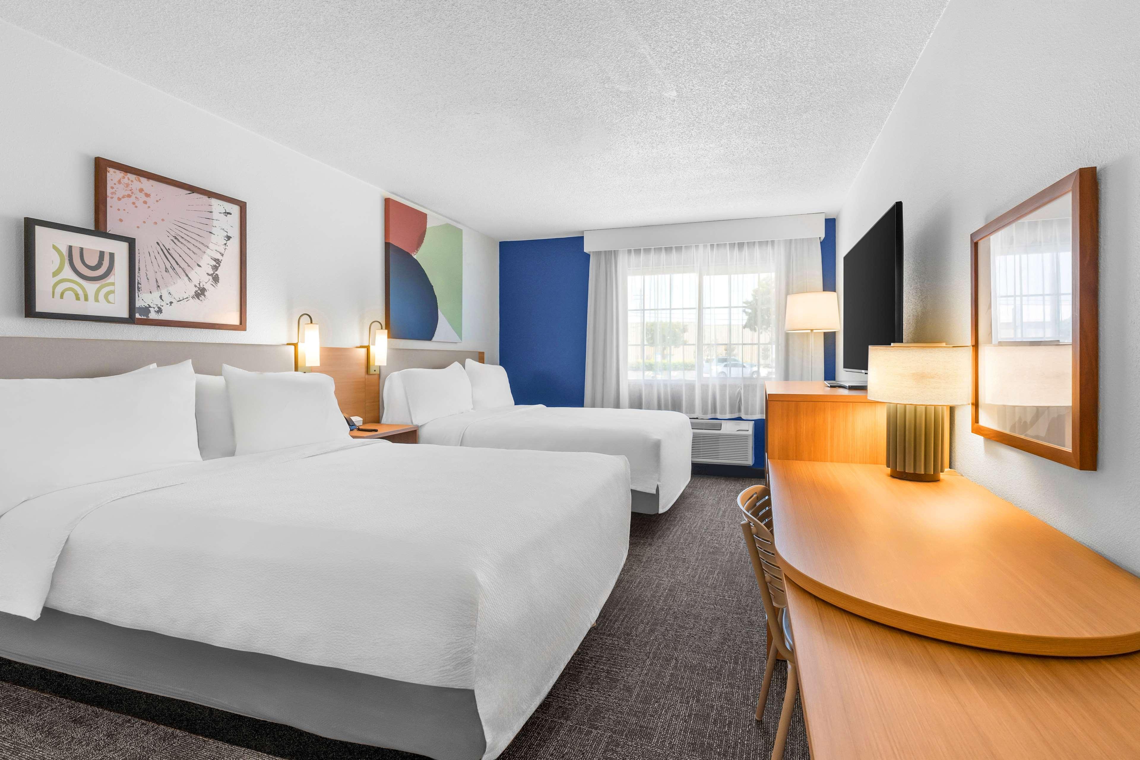Spark By Hilton 3* Modesto